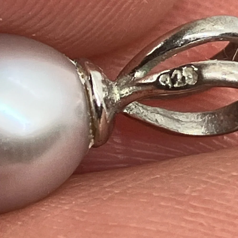 Vtg 925 Sterling Silver Grey Freshwater Pearl Pendant Classic Minimalist Pearl - Picture 3 of 4